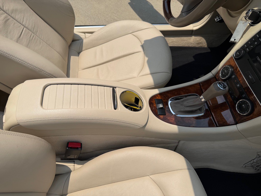 2008 Mercedes-Benz CLK-Class Image 29