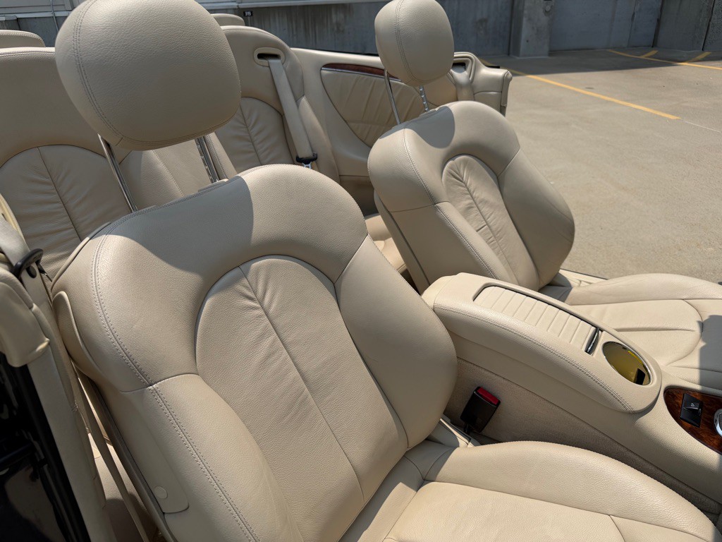 2008 Mercedes-Benz CLK-Class Image 31