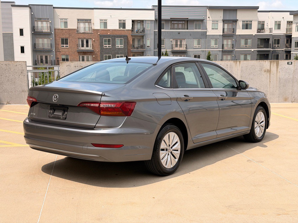 2019 Volkswagen Jetta Image 3