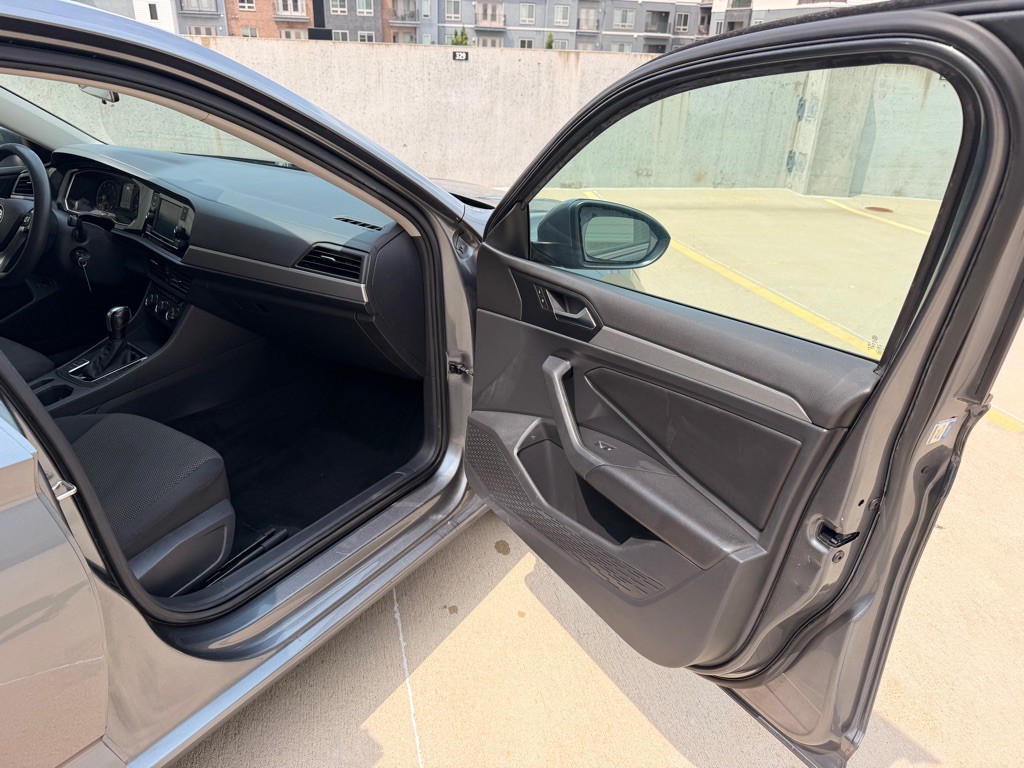 2019 Volkswagen Jetta Image 19