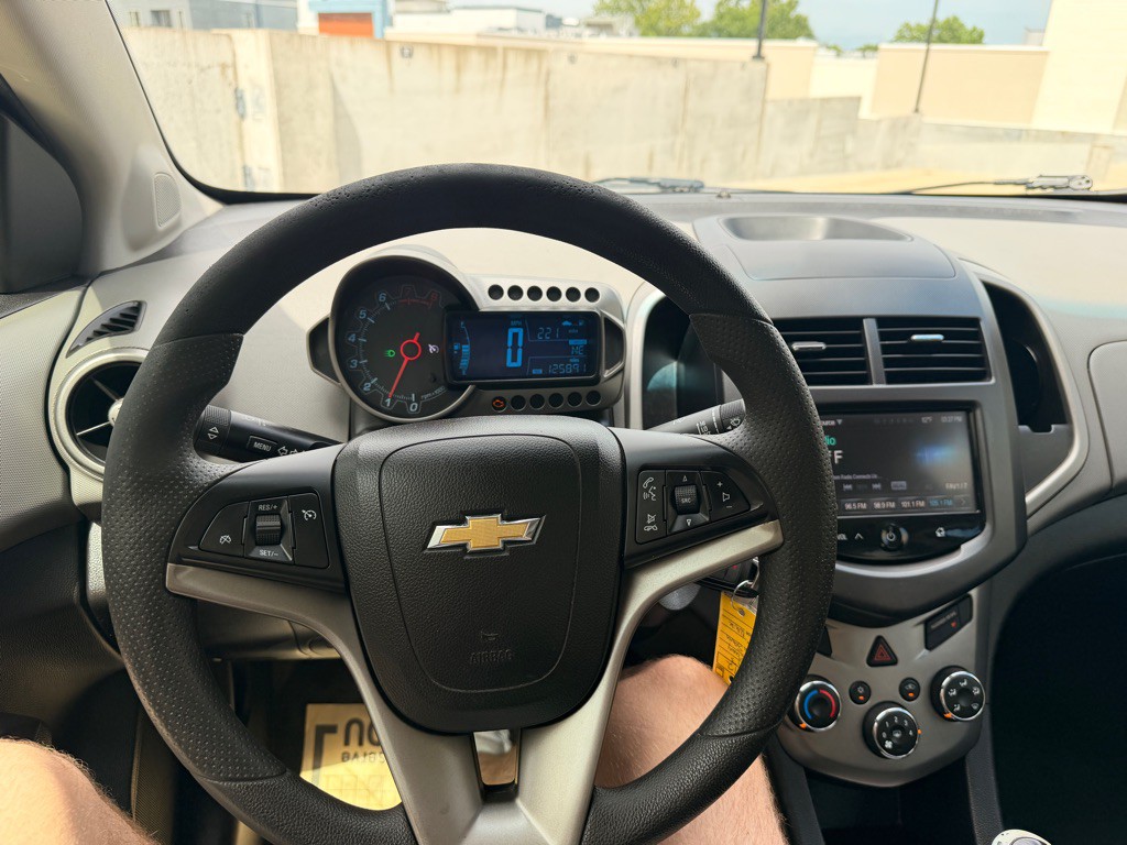 2013 Chevrolet Sonic Image 11
