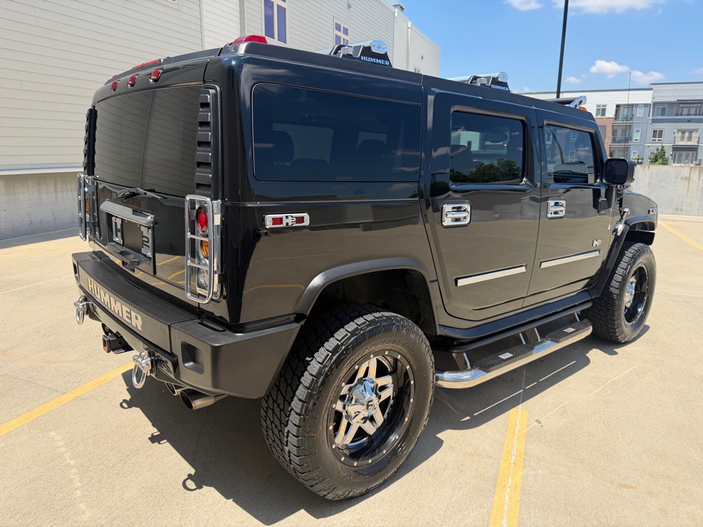 2004 HUMMER H2 Image 3
