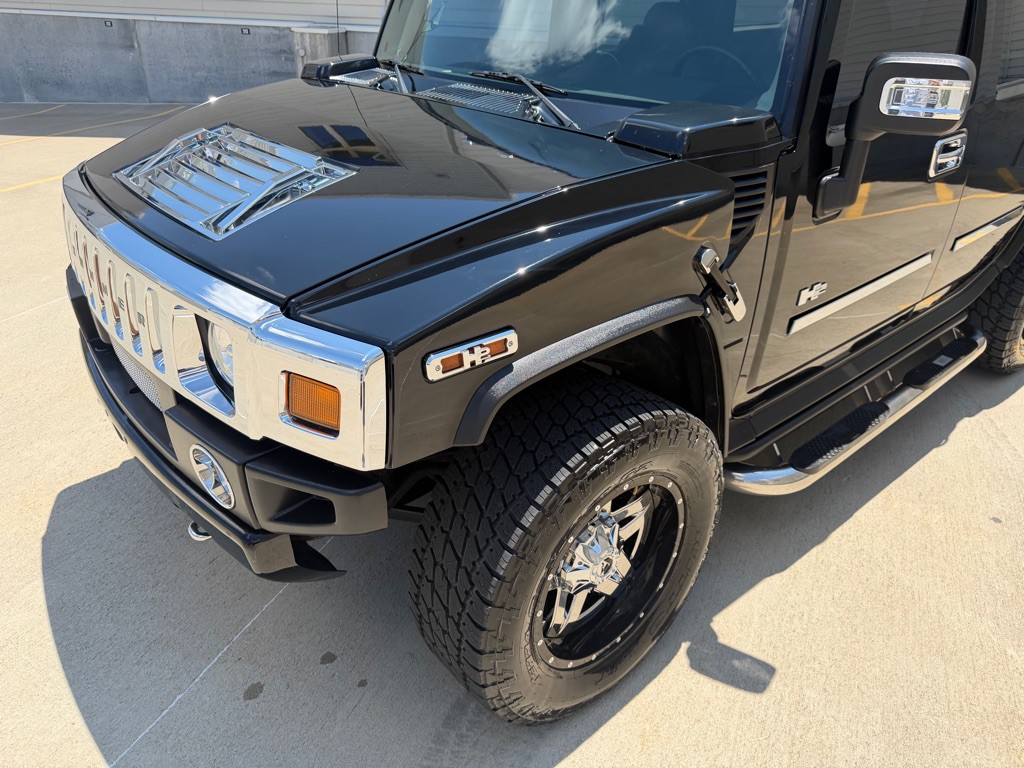 2004 HUMMER H2 Image 9
