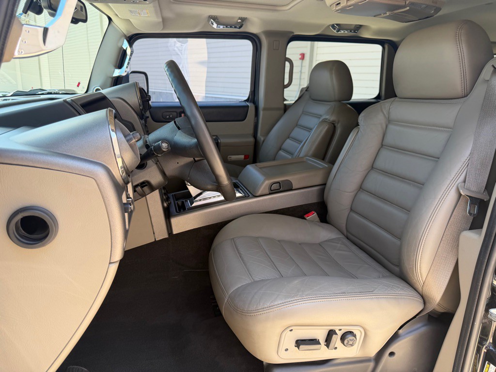 2004 HUMMER H2 Image 14