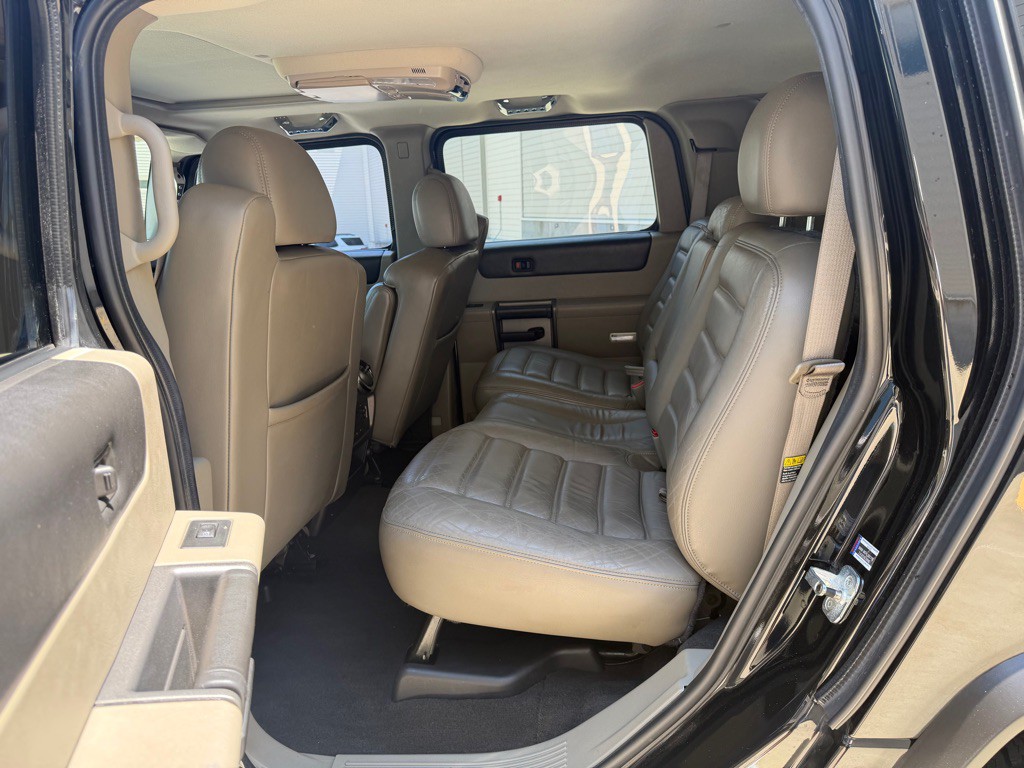 2004 HUMMER H2 Image 21