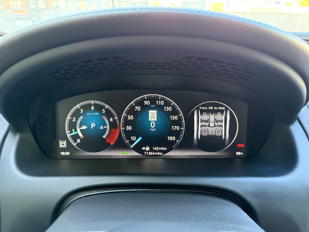 2018 Jaguar XJ Image 15
