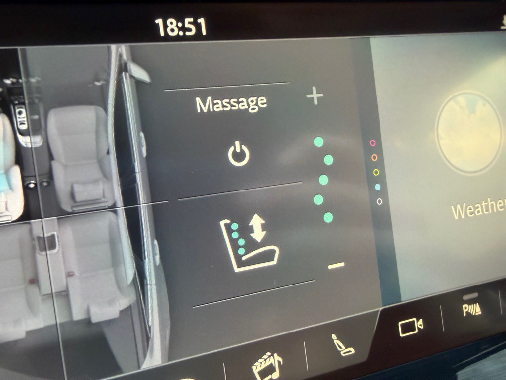 2018 Jaguar XJ Image 21