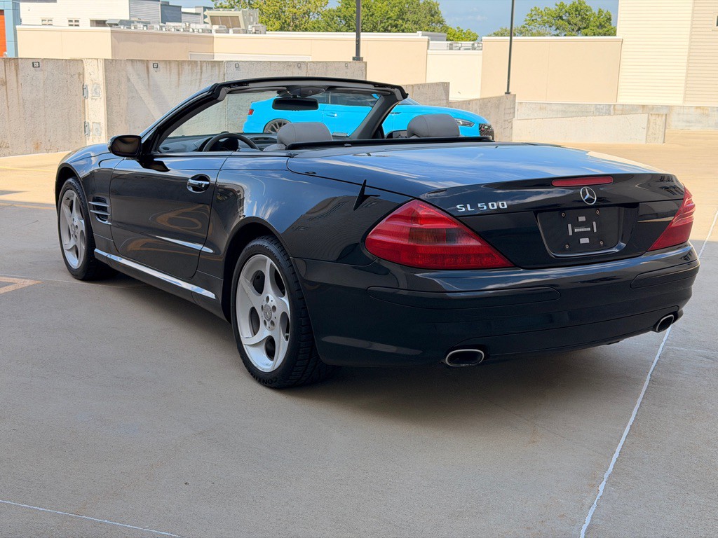 2004 Mercedes-Benz SL-Class Image 5