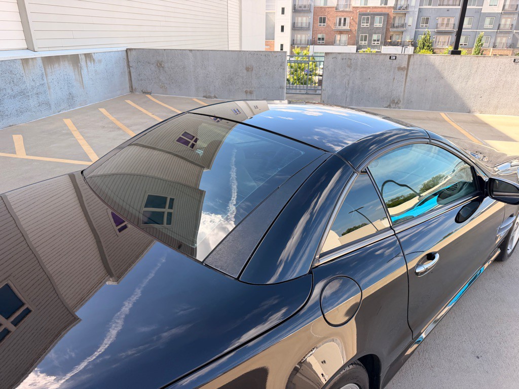 2004 Mercedes-Benz SL-Class Image 22