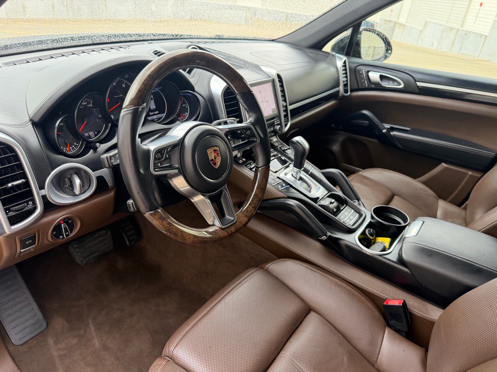 2017 Porsche Cayenne Image 11