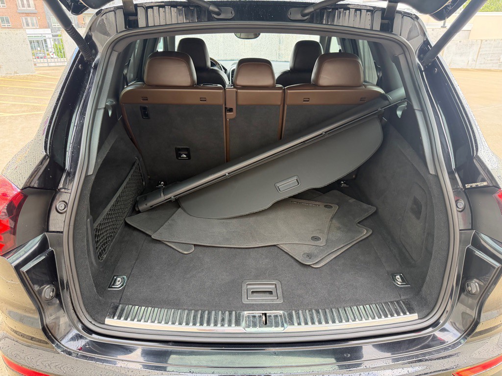 2017 Porsche Cayenne Image 22