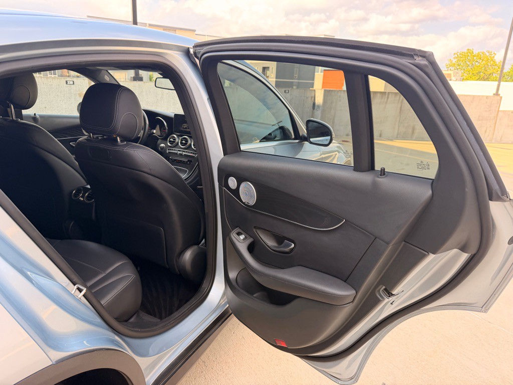 2018 Mercedes-Benz GLC-Class Image 18