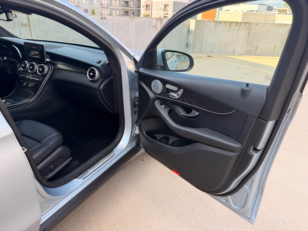 2018 Mercedes-Benz GLC-Class Image 20
