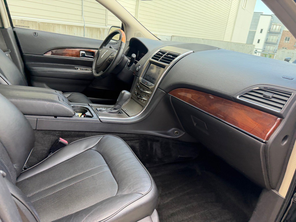 2012 Lincoln MKX Image 25