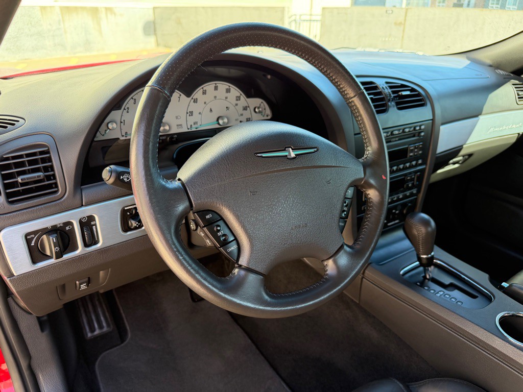 2002 Ford Thunderbird Image 14