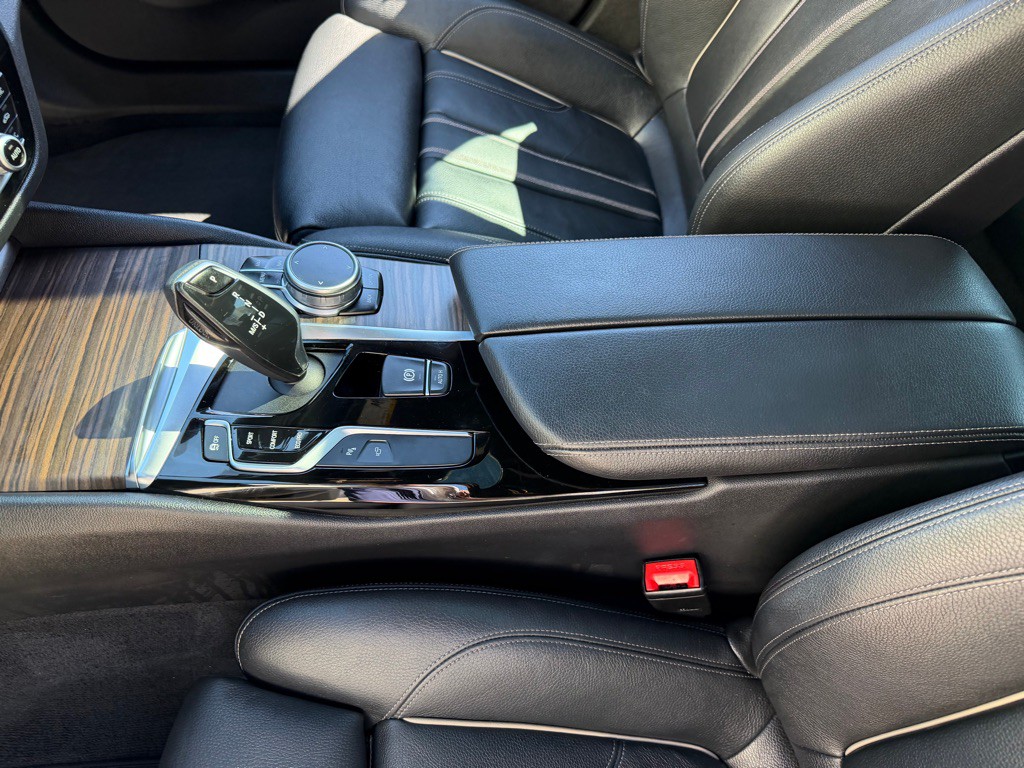 2019 BMW 5 Series Image 12