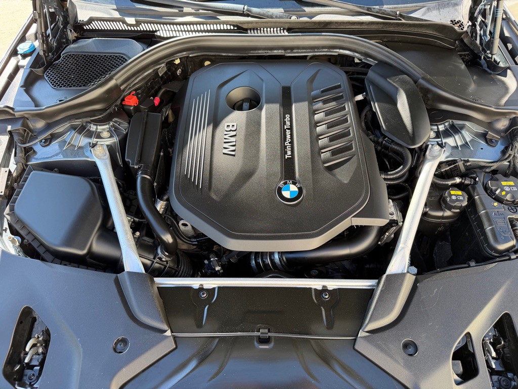 2019 BMW 5 Series Image 27