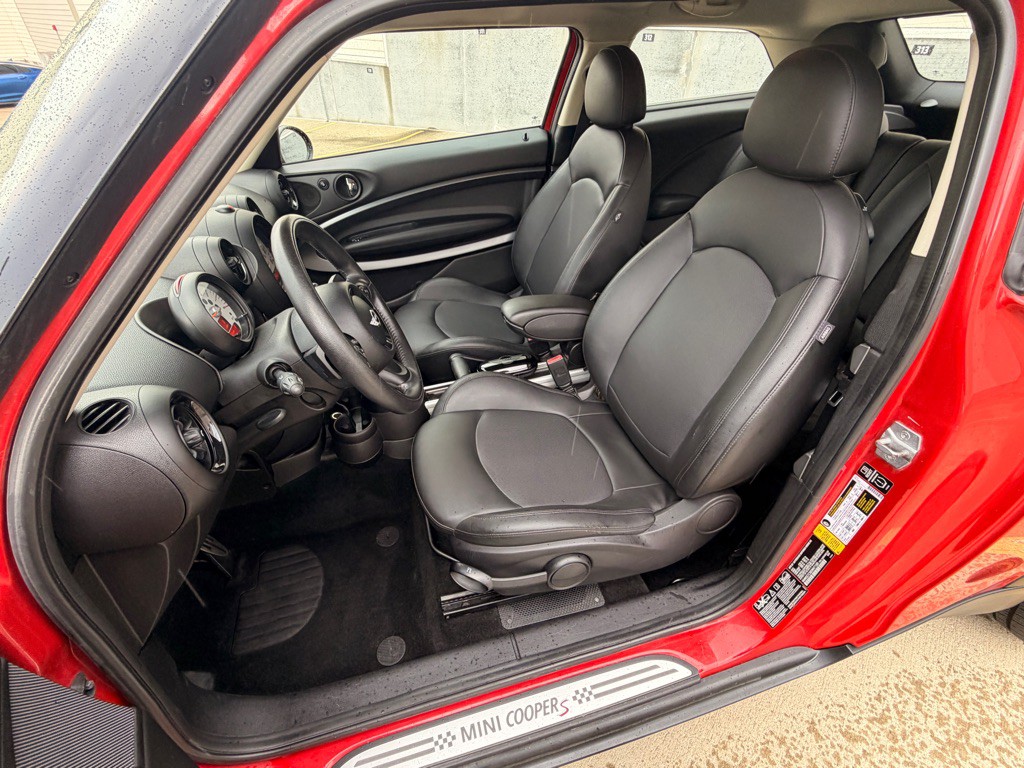 2013 MINI Cooper Image 11
