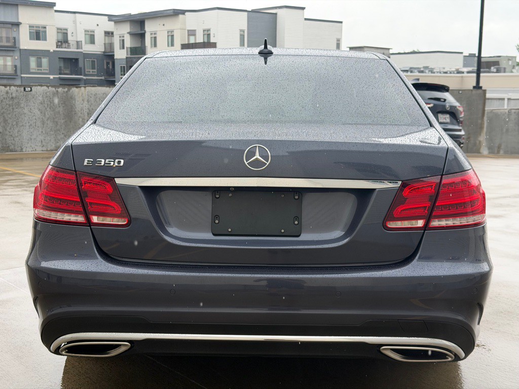 2016 Mercedes-Benz E-Class Image 4