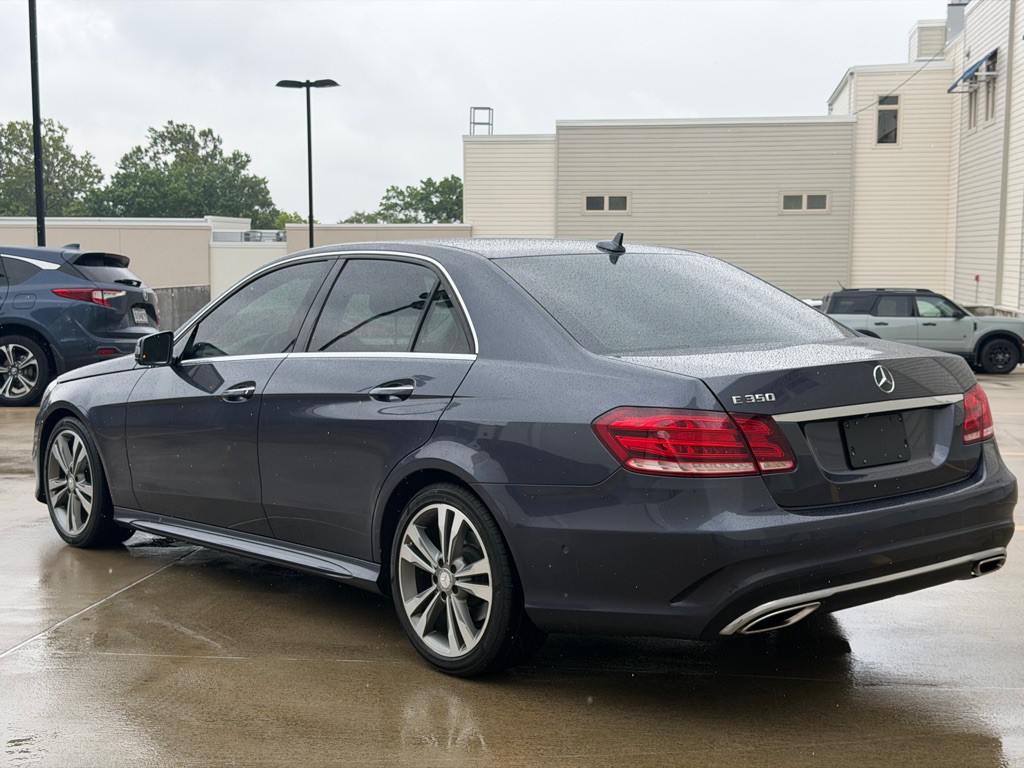 2016 Mercedes-Benz E-Class Image 5