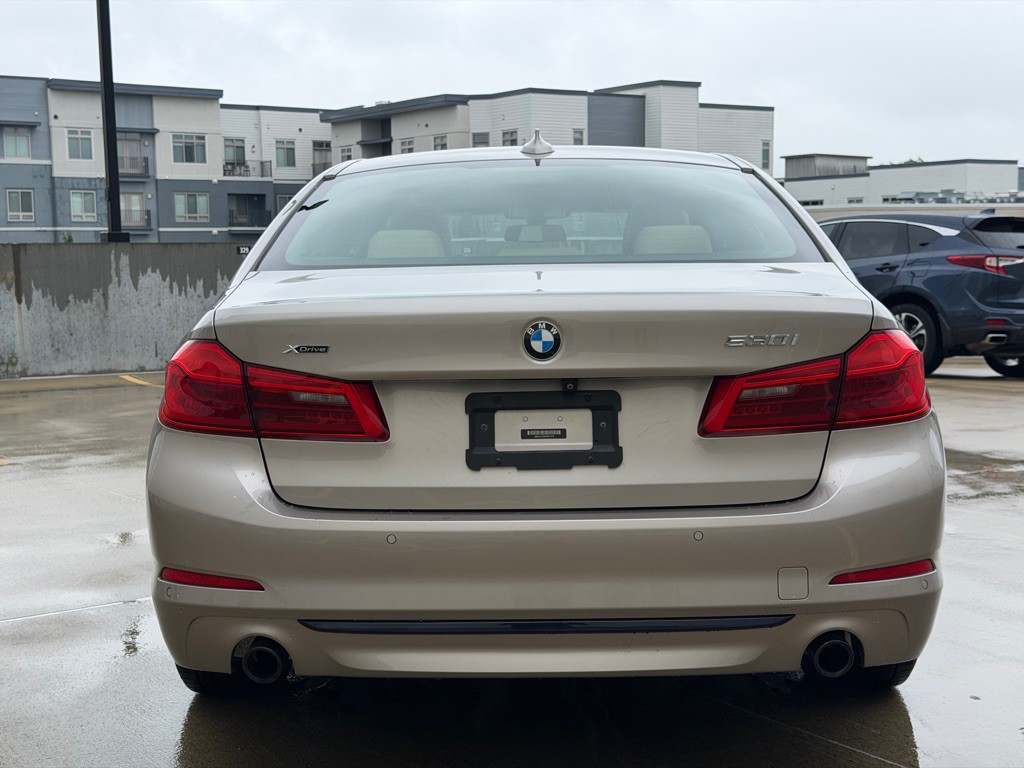2019 BMW 5 Series Image 4