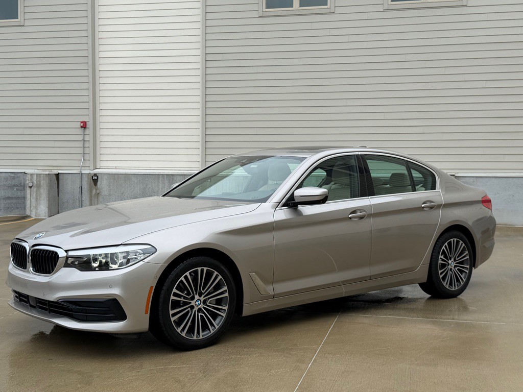 2019 BMW 5 Series Image 7
