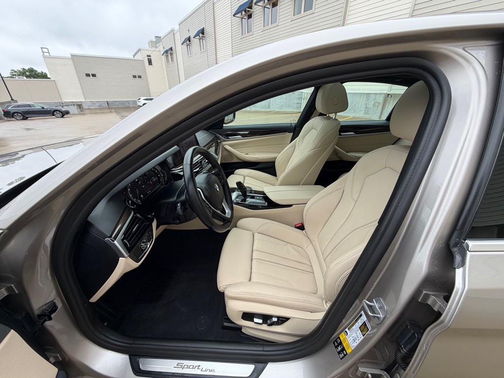 2019 BMW 5 Series Image 9