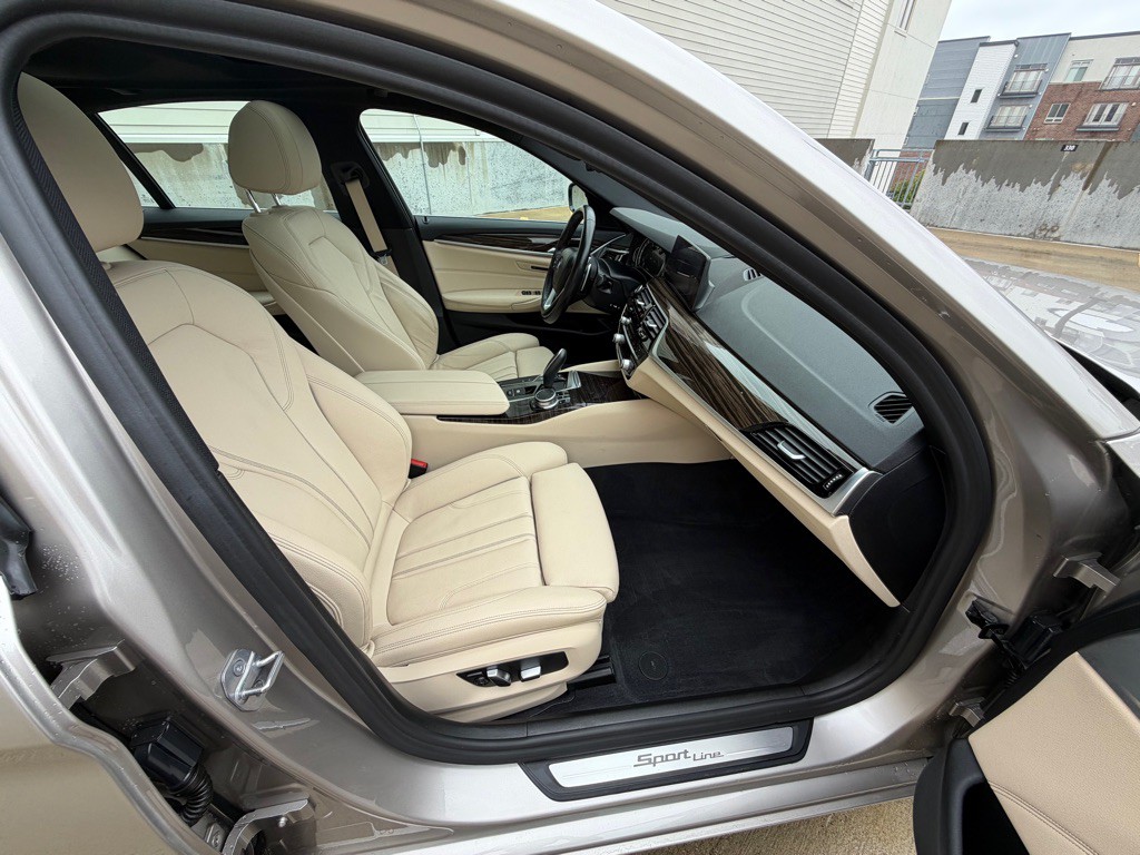 2019 BMW 5 Series Image 20