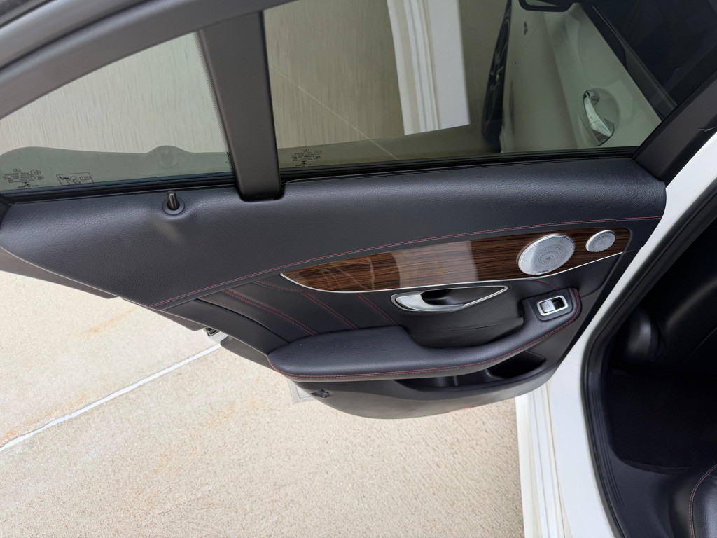 2018 Mercedes-Benz C-Class Image 13