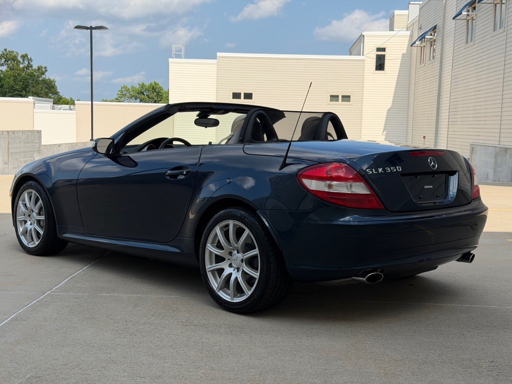 2005 Mercedes-Benz SLK-Class Image 5