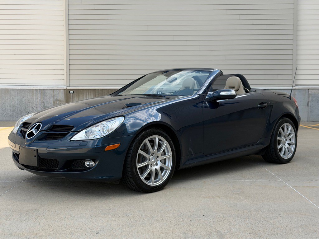 2005 Mercedes-Benz SLK-Class Image 7