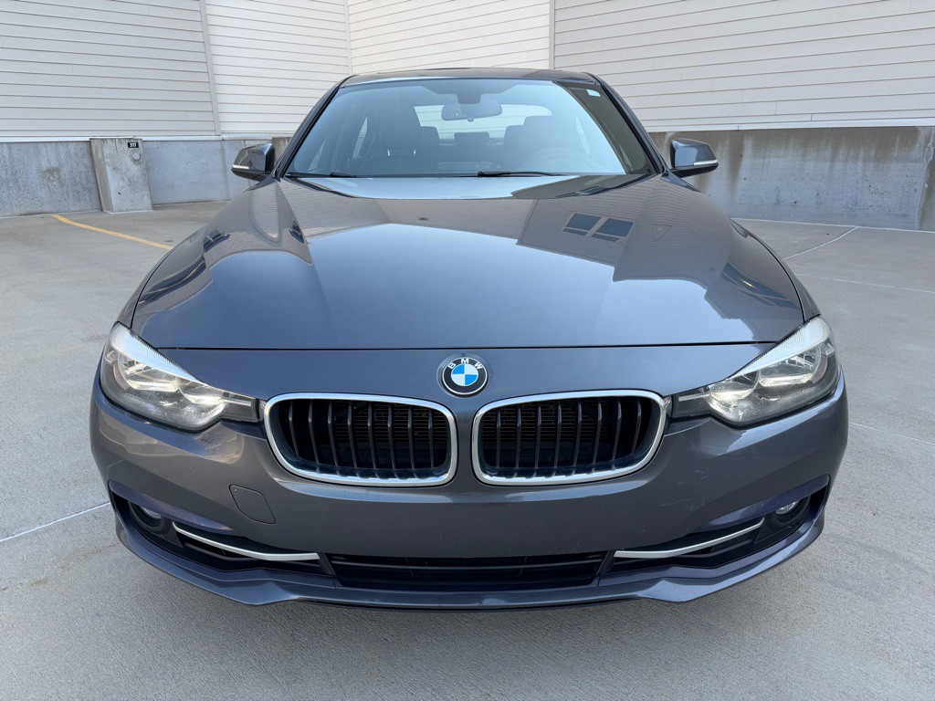2016 BMW 3 Series Image 8