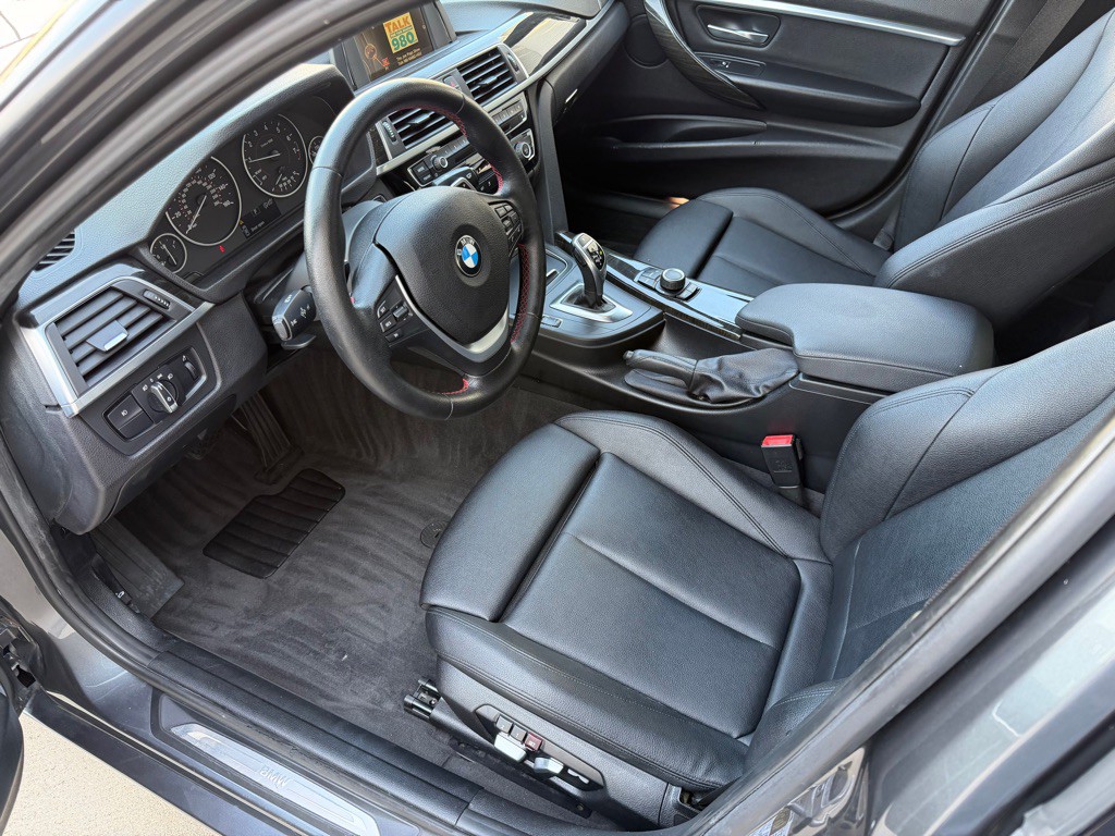2016 BMW 3 Series Image 10