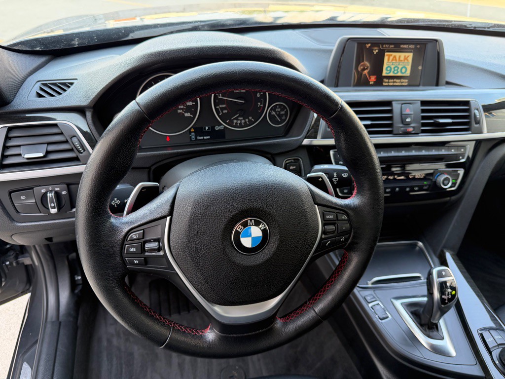 2016 BMW 3 Series Image 11