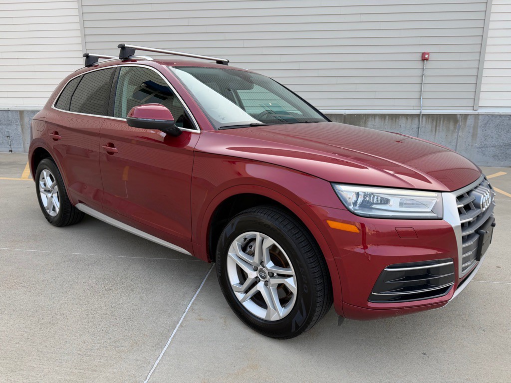 2019 Audi Q5 Image 1