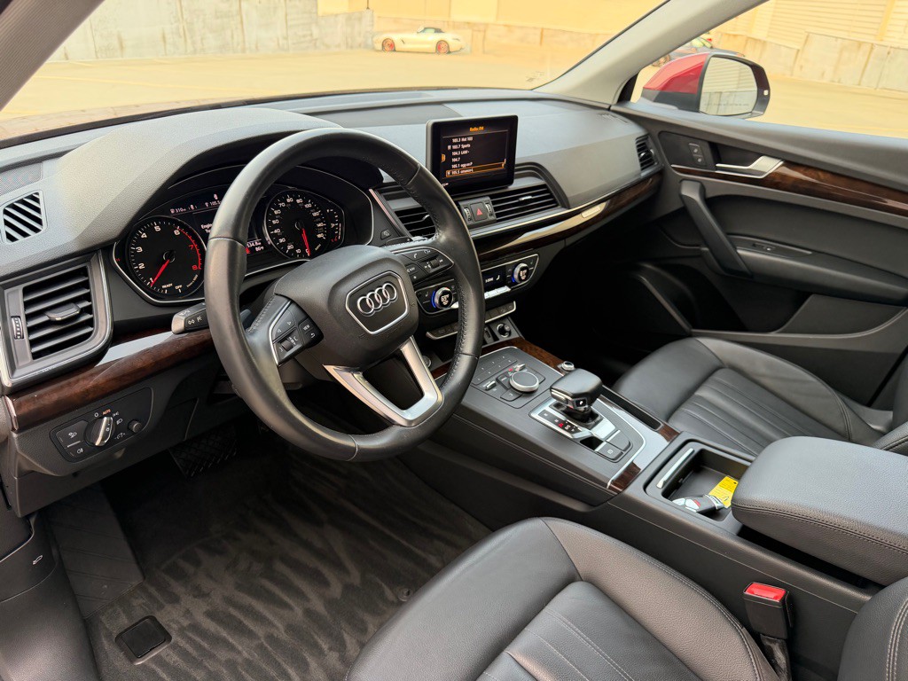 2019 Audi Q5 Image 11