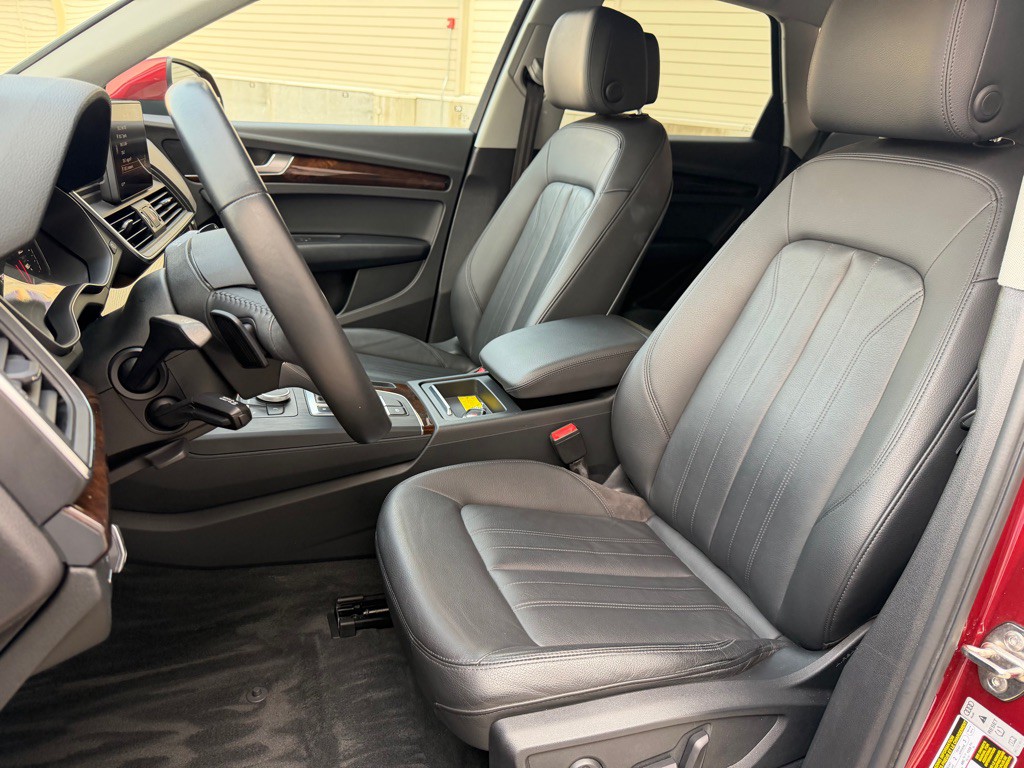 2019 Audi Q5 Image 12