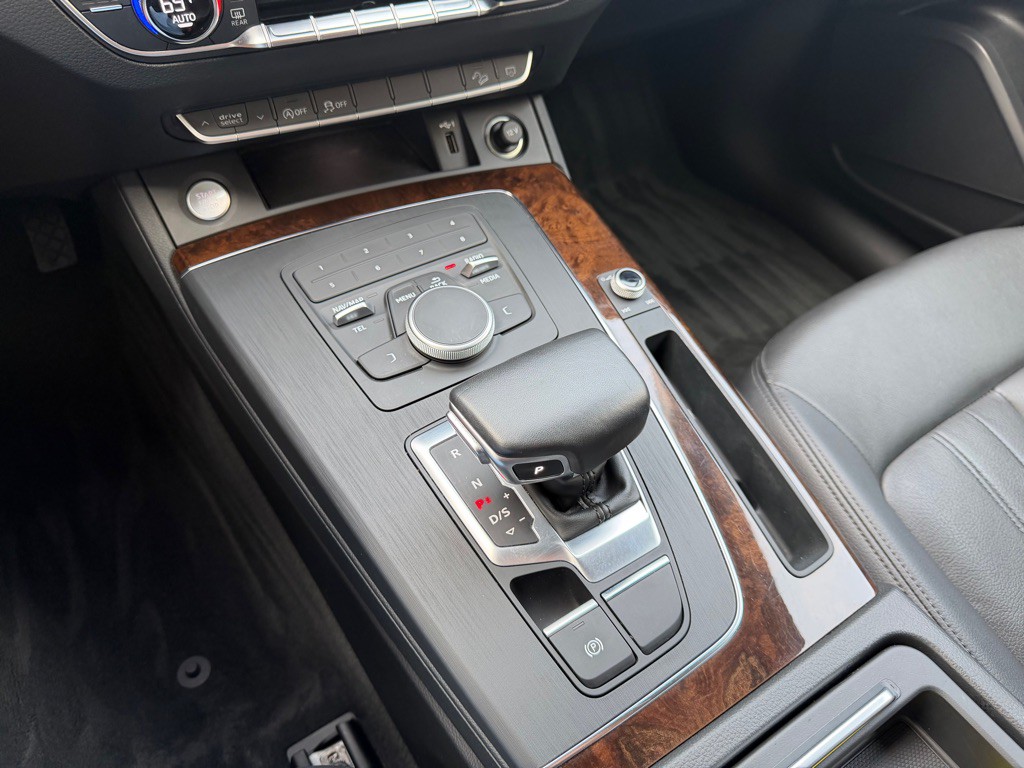 2019 Audi Q5 Image 19