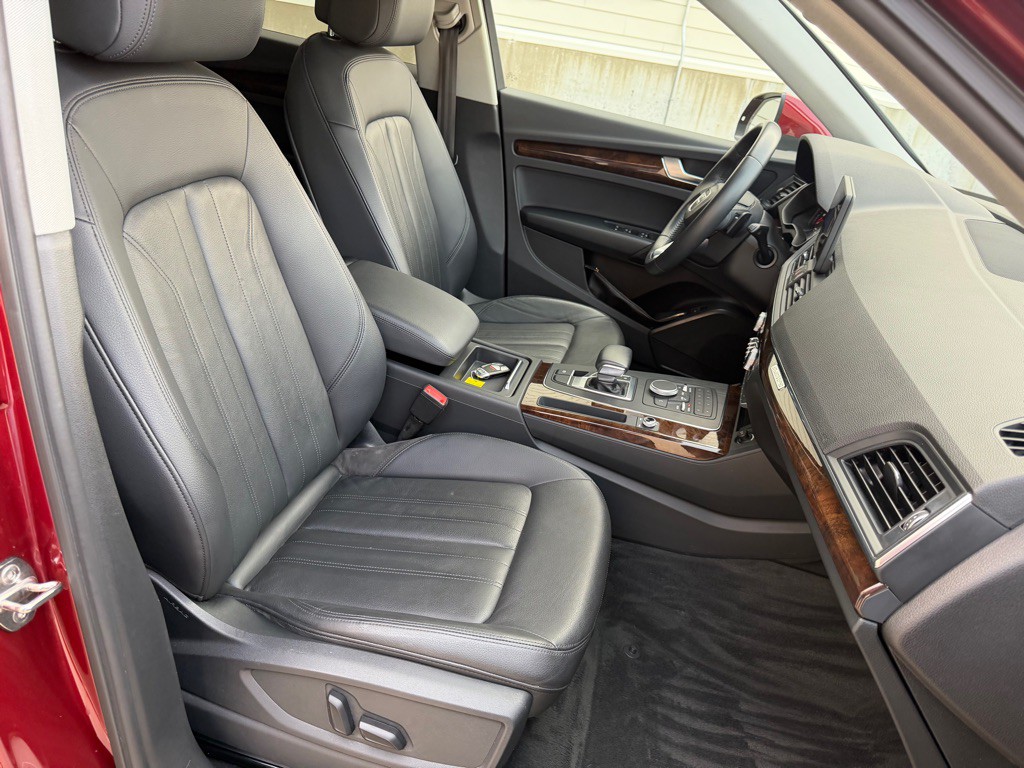 2019 Audi Q5 Image 28