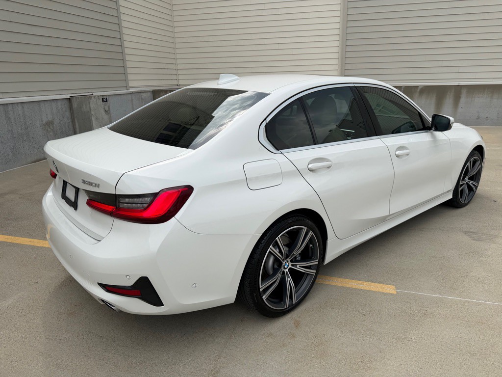 2020 BMW 3 Series Image 3