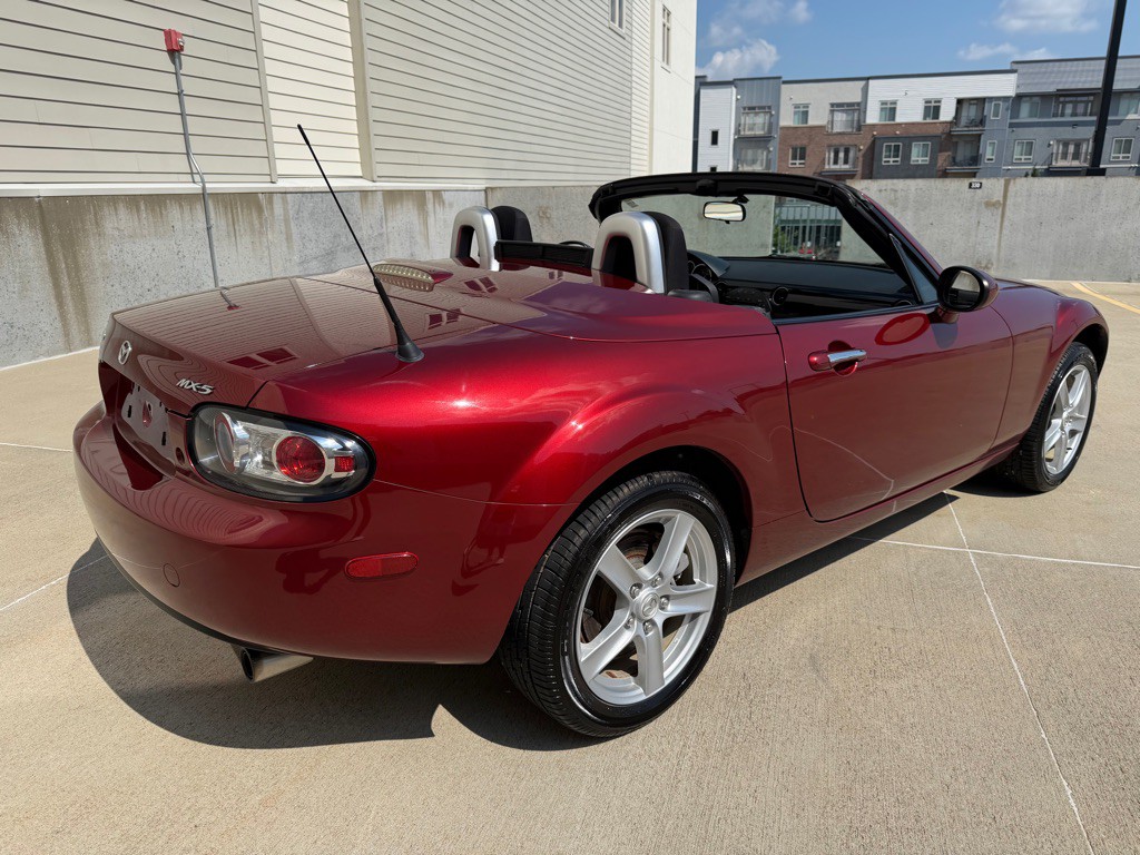 2007 Mazda MX-5 Miata Image 3