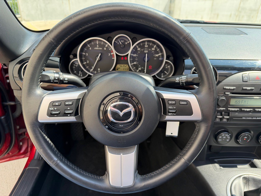 2007 Mazda MX-5 Miata Image 13