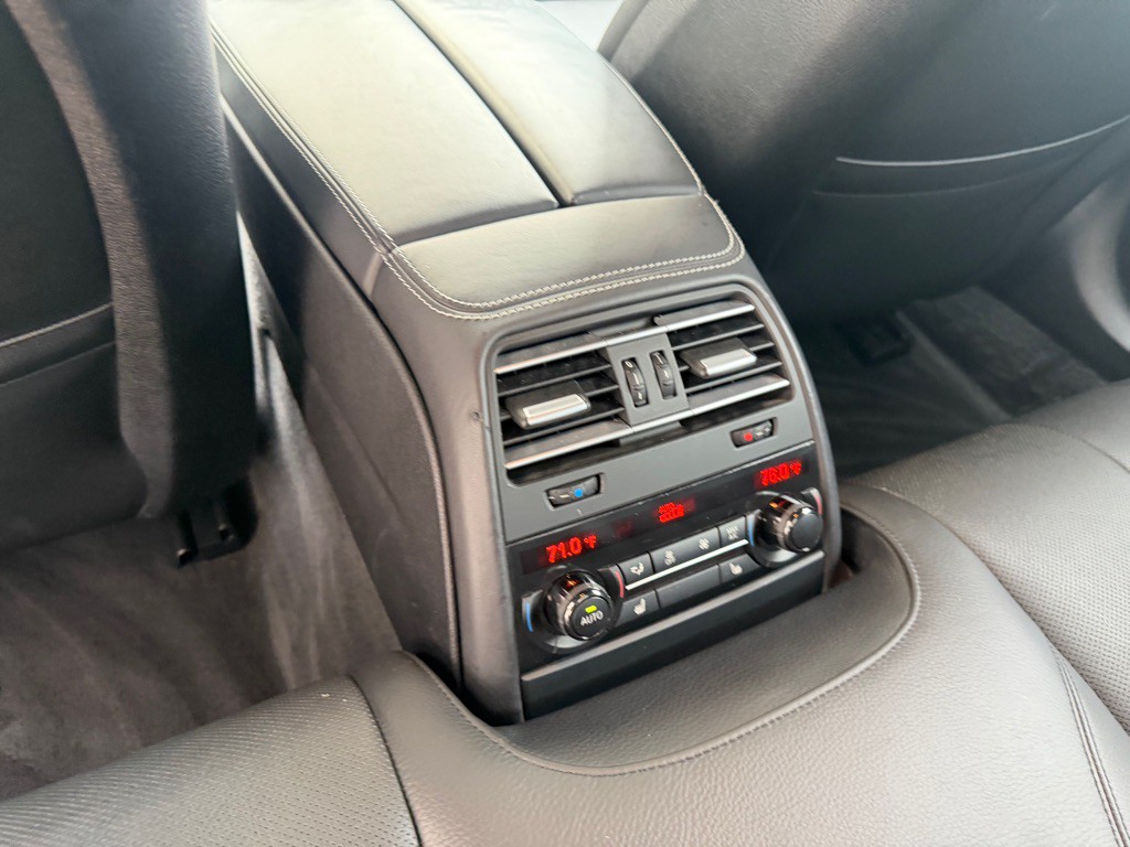 2014 BMW 6 Series Image 26