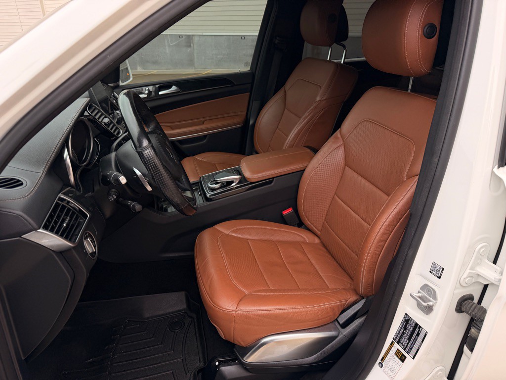 2017 Mercedes-Benz GLS-Class Image 10