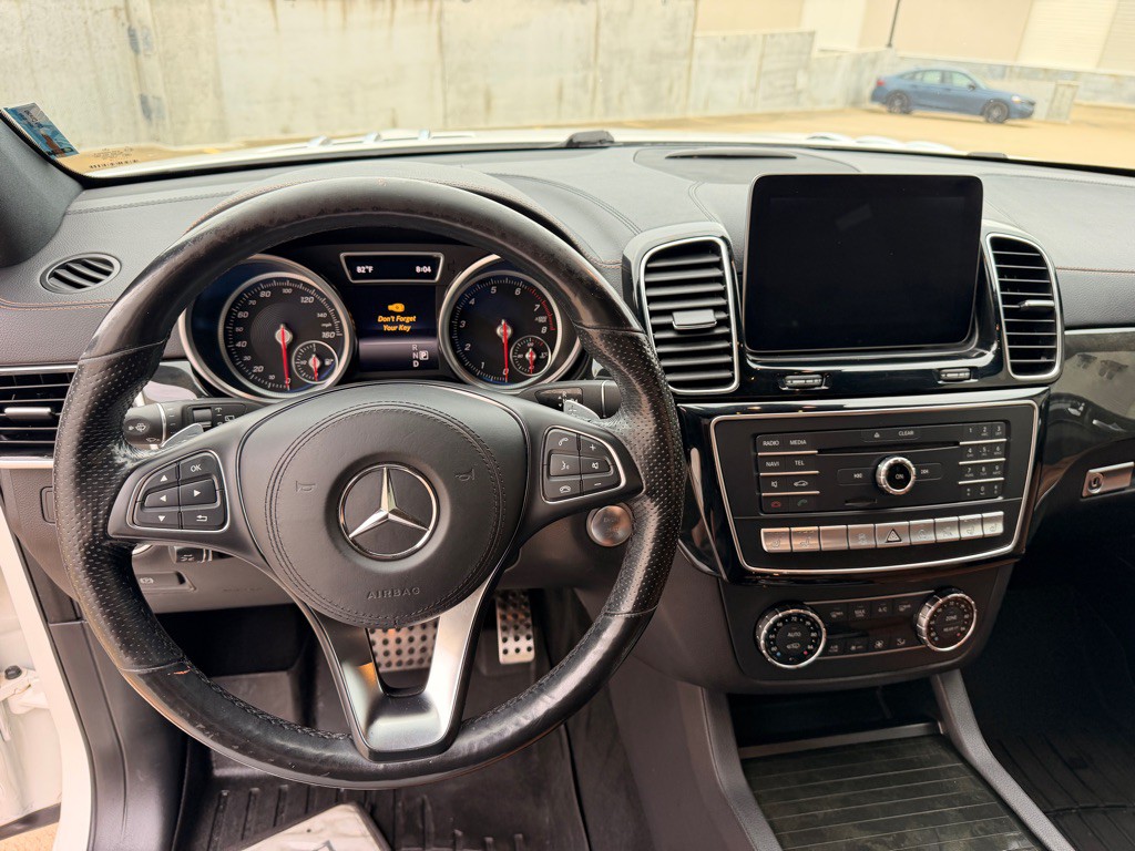 2017 Mercedes-Benz GLS-Class Image 11