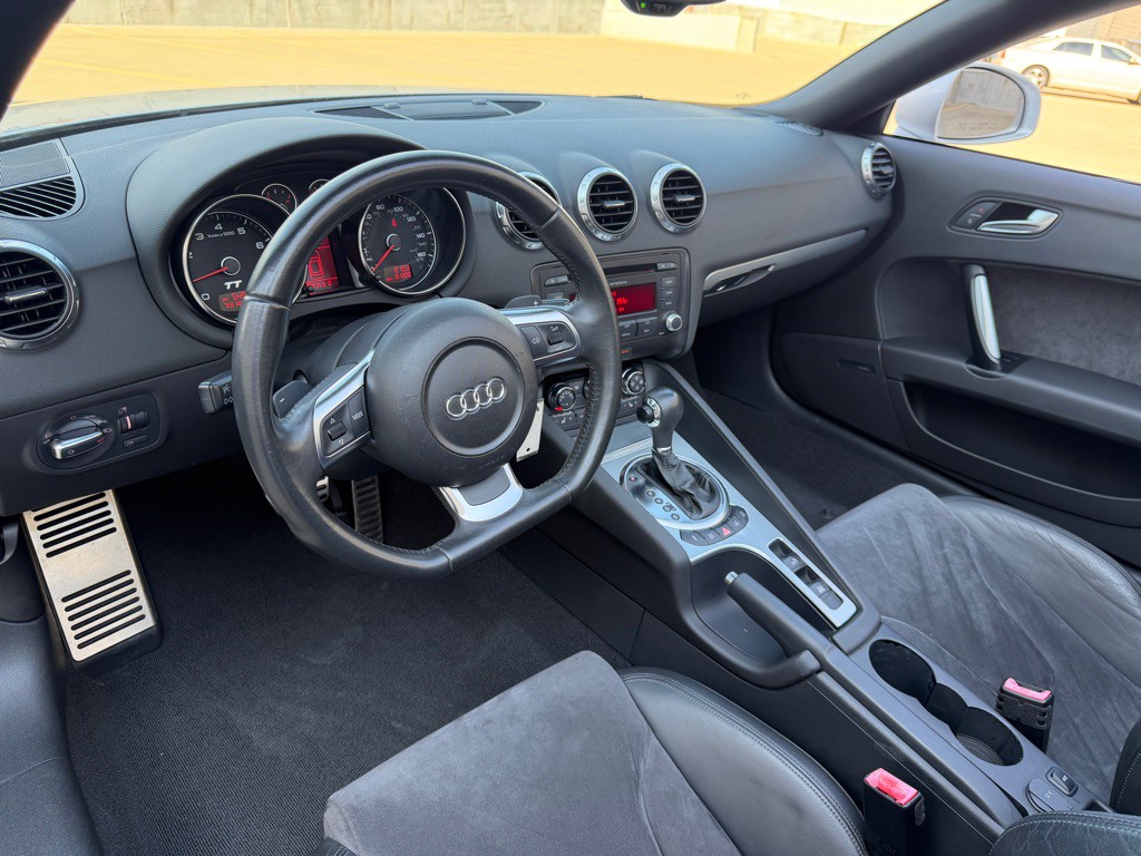 2008 Audi TT Image 14