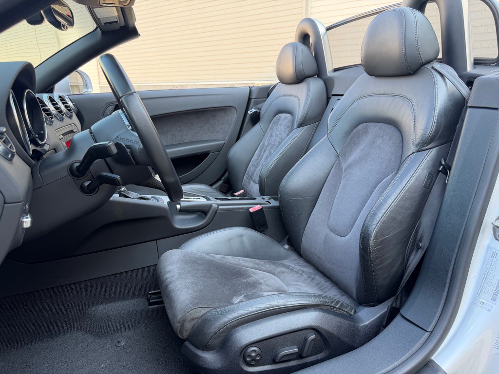 2008 Audi TT Image 15