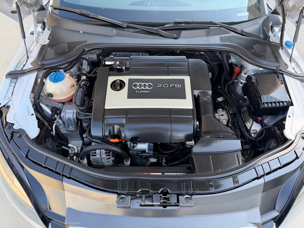 2008 Audi TT Image 25
