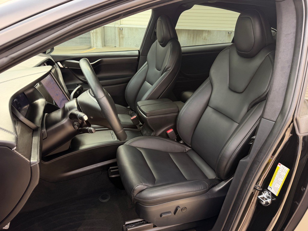 2020 Tesla Model X Image 11