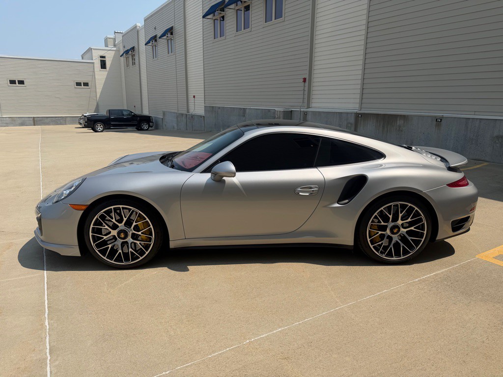 2015 Porsche 911 Image 7